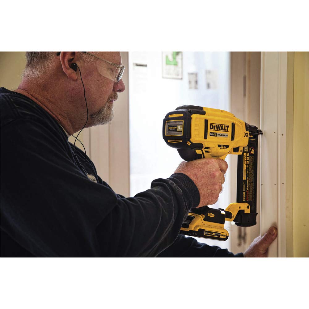 20V MAX Cordless Brad Nailer Kit 18GA L14026