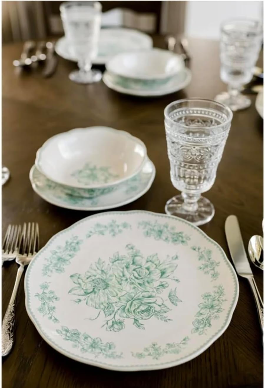 12-Piece Stoneware Dinnerware Set, Service for 4, Green F460